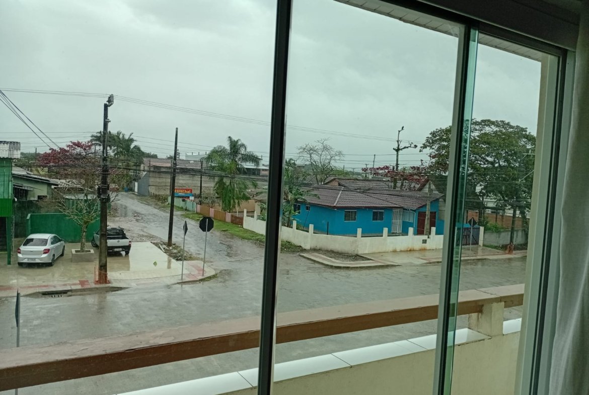 Aparamento com 2 dormitórios na regiao Central