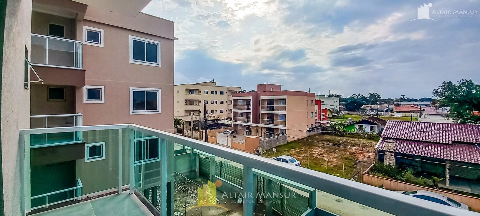 Apartamento à Venda em Itapoá SC – Paese – Foto 3 | Altair Mansur Imóveis Foto 3 de Apartamento à Venda em Itapoá SC - Bairro Paese - Altair Mansur Imóveis