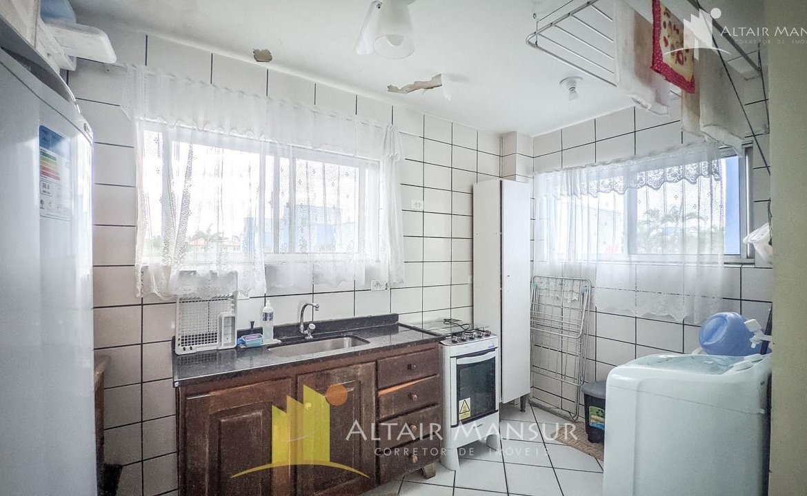 Foto 5 de Apartamento à Temporada em Itapoá SC - Bairro Paese - Altair Mansur Imóveis