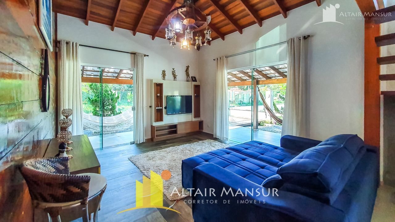Casa Alto Padrão à Venda 250m² – 4 Quartos, 4 Vagas, Varanda e Deck, Itapoá – SC – Foto 12 | Altair Mansur Imóveis Casa Alto Padrão à Venda 250m² – 4 Quartos, 4 Vagas, Varanda e Deck, Itapoá – SC