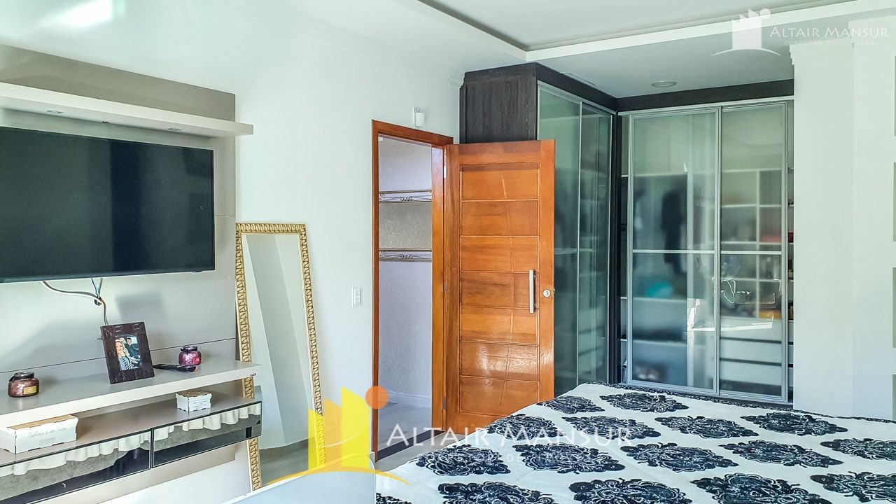 Casa Alto Padrão à Venda 250m² – 4 Quartos, 4 Vagas, Varanda e Deck, Itapoá – SC – Foto 22 | Altair Mansur Imóveis Casa Alto Padrão à Venda 250m² – 4 Quartos, 4 Vagas, Varanda e Deck, Itapoá – SC