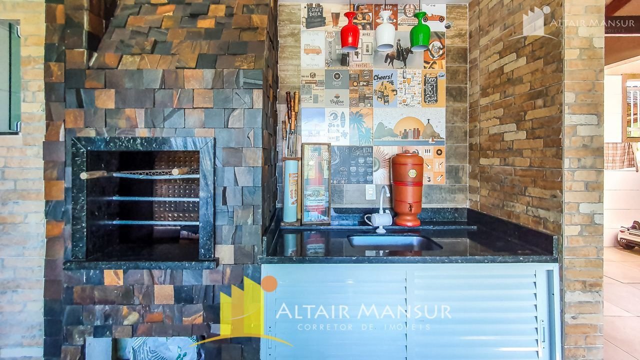 Casa Alto Padrão à Venda 250m² – 4 Quartos, 4 Vagas, Varanda e Deck, Itapoá – SC – Foto 28 | Altair Mansur Imóveis Casa Alto Padrão à Venda 250m² – 4 Quartos, 4 Vagas, Varanda e Deck, Itapoá – SC