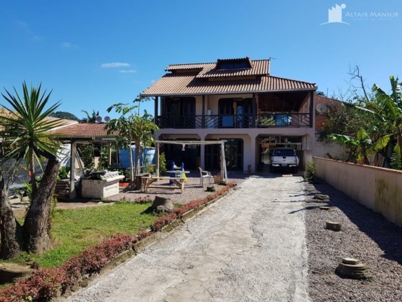 Foto 1 de Casa à Venda em Itapoá SC - Bairro Princesa do Mar - Altair Mansur Imóveis