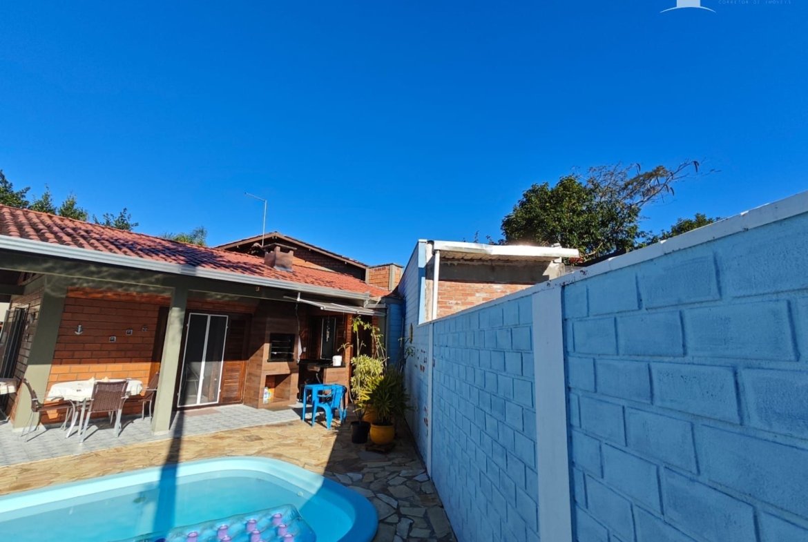 Sobrado no Balneário Palmeira