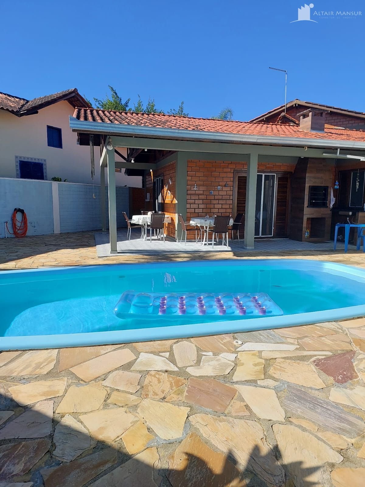 Casa à Venda em Itapoá SC – Continental – Foto 6 | Altair Mansur Imóveis Foto 6 de Casa à Venda em Itapoá SC - Bairro Continental - Altair Mansur Imóveis