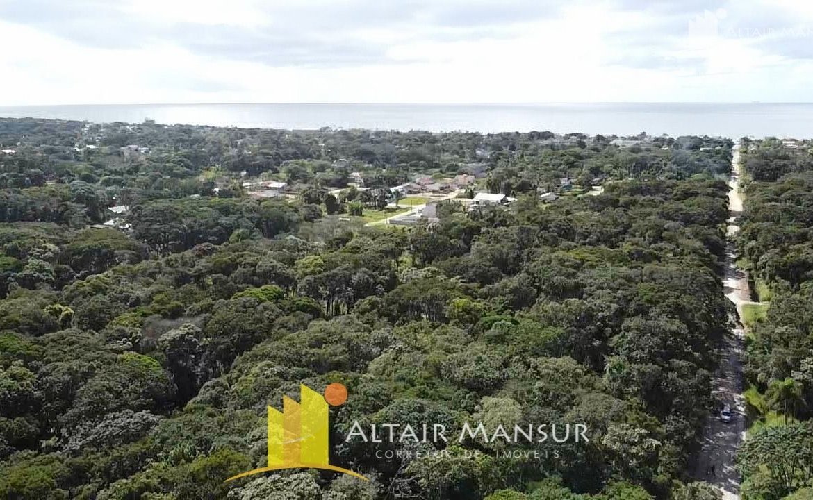 Terrenos  com rua aberta e preço imbatível à venda em Itapoá
