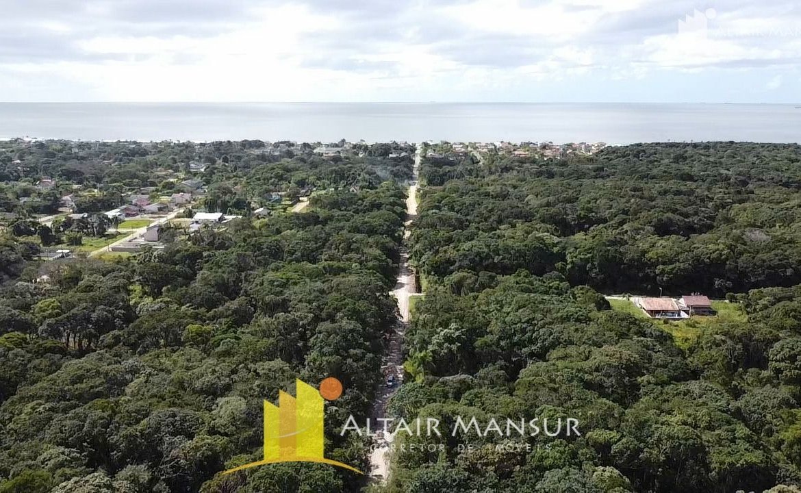 Terrenos  com rua aberta e preço imbatível à venda em Itapoá