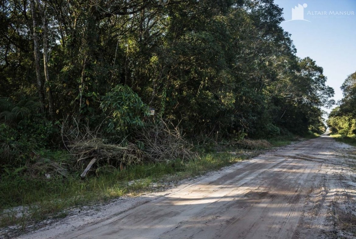 Terrenos  com rua aberta e preço imbatível à venda em Itapoá