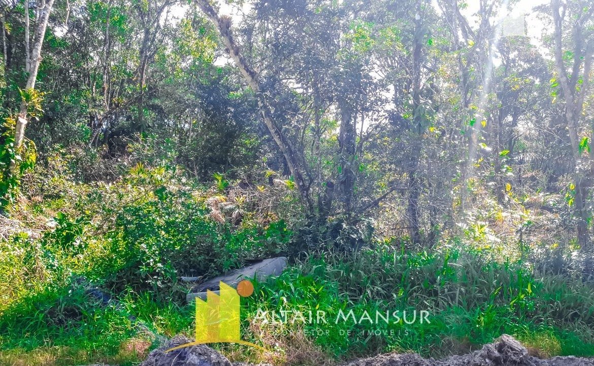 Terrenos  com rua aberta e preço imbatível à venda em Itapoá