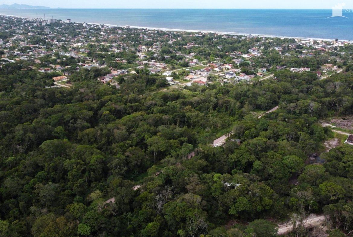Terrenos  com rua aberta e preço imbatível à venda em Itapoá