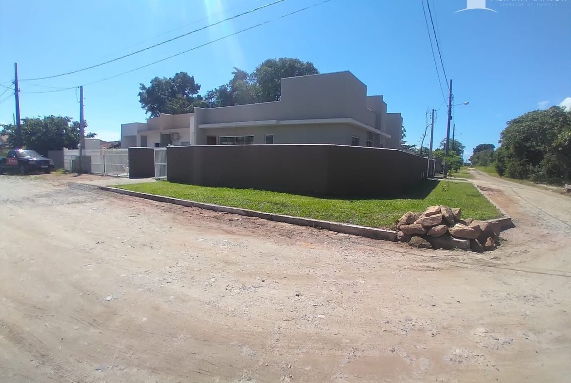 Casa Nova à Venda Perto do Mar, 2 quartos, 1 vaga – Brandalize, Itapoá – SC
