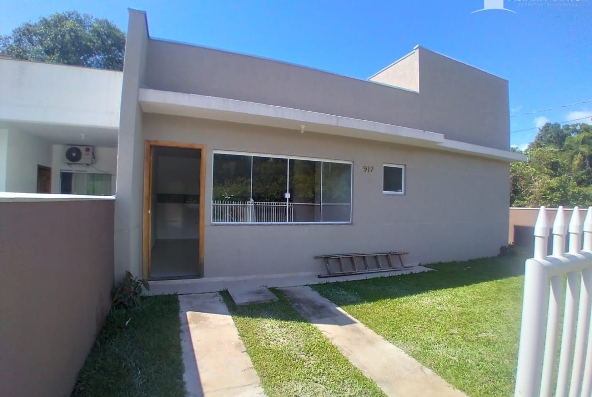 Foto 2 de Casa à Venda em Itapoá SC - Bairro Brandalize - Altair Mansur Imóveis