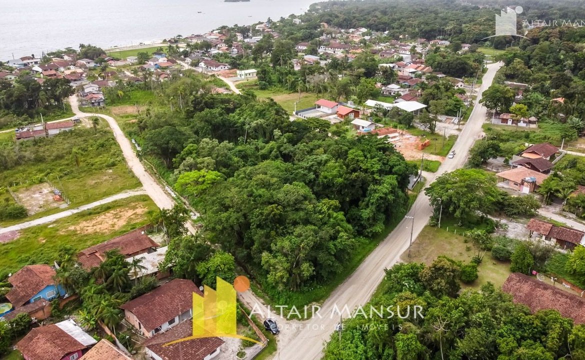 Foto 1 de Terreno à Venda em São Francisco do Sul SC - Bairro Vila da Glória - Altair Mansur Imóveis