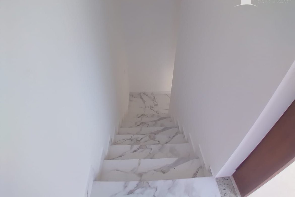 Foto 1 de Casa à Venda em Itapoá SC - Bairro Balneário Cambijú - Altair Mansur Imóveis