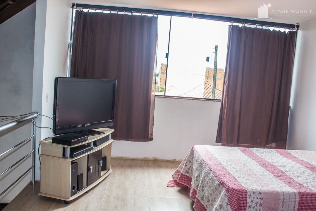 Sobrado Alto Padrão à Venda 420m² – Mobiliado, c/ Mezanino – Brasília, Itapoa/SC
