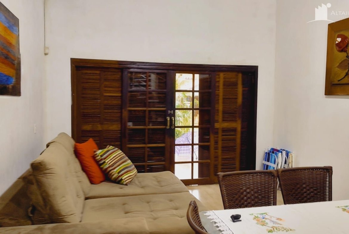 Sobrado Alto Padrão à Venda 420m² – Mobiliado, c/ Mezanino – Brasília, Itapoa/SC