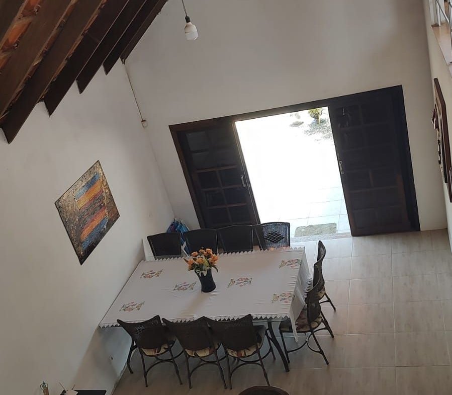 Sobrado Alto Padrão à Venda 420m² – Mobiliado, c/ Mezanino – Brasília, Itapoa/SC
