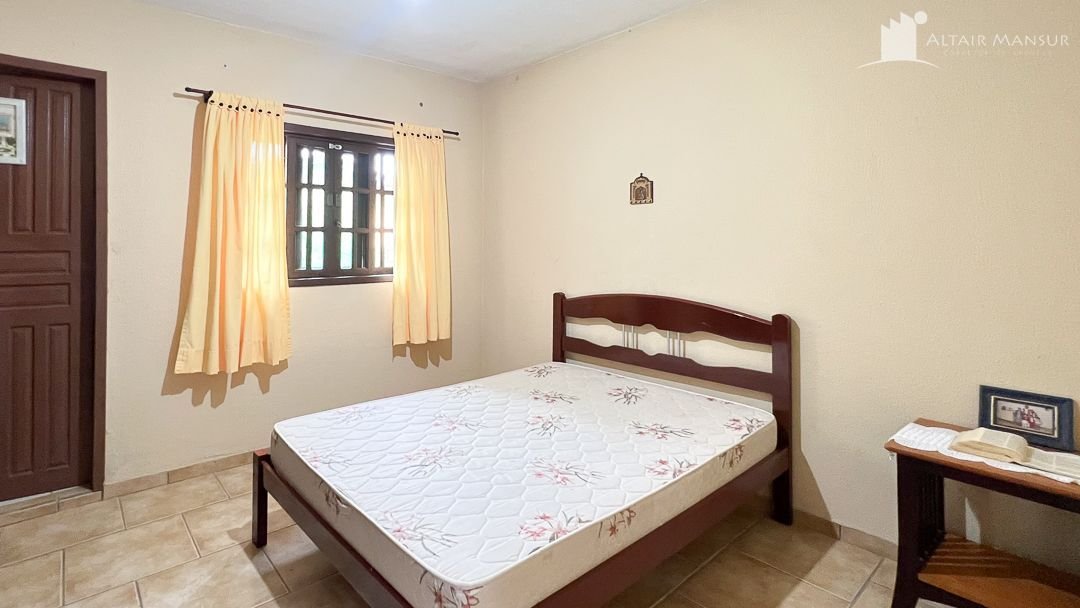 Sobrado à Venda 7 dormitórios 1 suítes Terreno 708m² Itapema do Norte, Itapoá SC