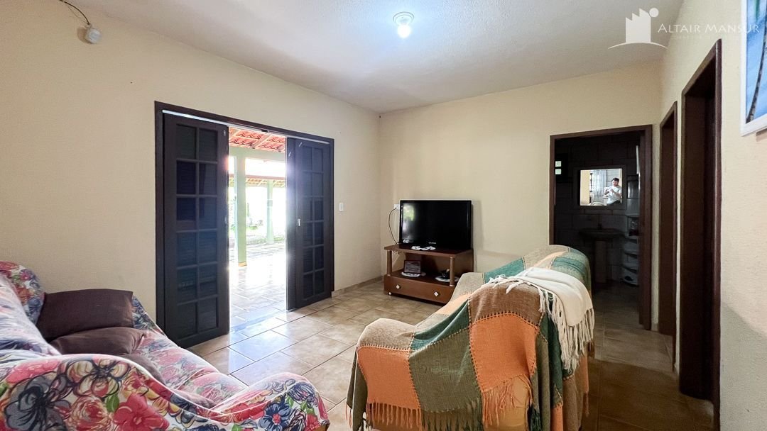 Sobrado à Venda 7 dormitórios 1 suítes Terreno 708m² Itapema do Norte, Itapoá SC