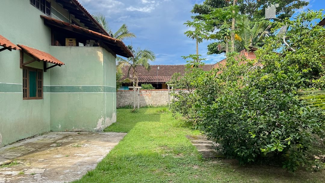 Foto 4 de Casa à Venda em Itapoá SC - Bairro Itapema do Norte - Altair Mansur Imóveis