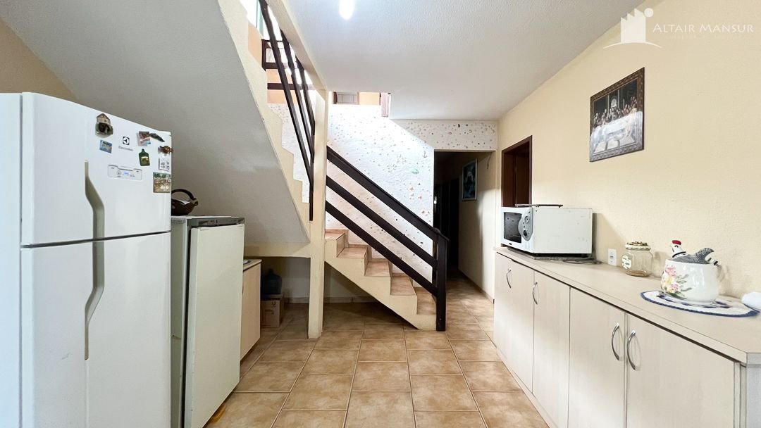 Sobrado à Venda 7 dormitórios 1 suítes Terreno 708m² Itapema do Norte, Itapoá SC
