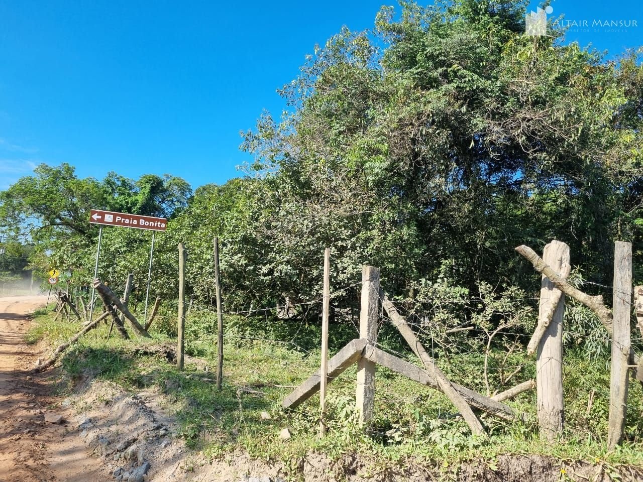 Foto 3 de Terreno à Venda em São Francisco do Sul SC - Bairro Vila da Glória - Altair Mansur Imóveis