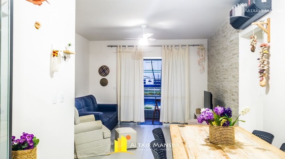 Apartamento beira mar com piscinas
