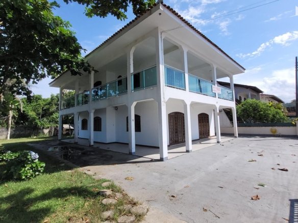 Foto 1 de Casa à Venda em Itapoá SC - Bairro Princesa do Mar - Altair Mansur Imóveis