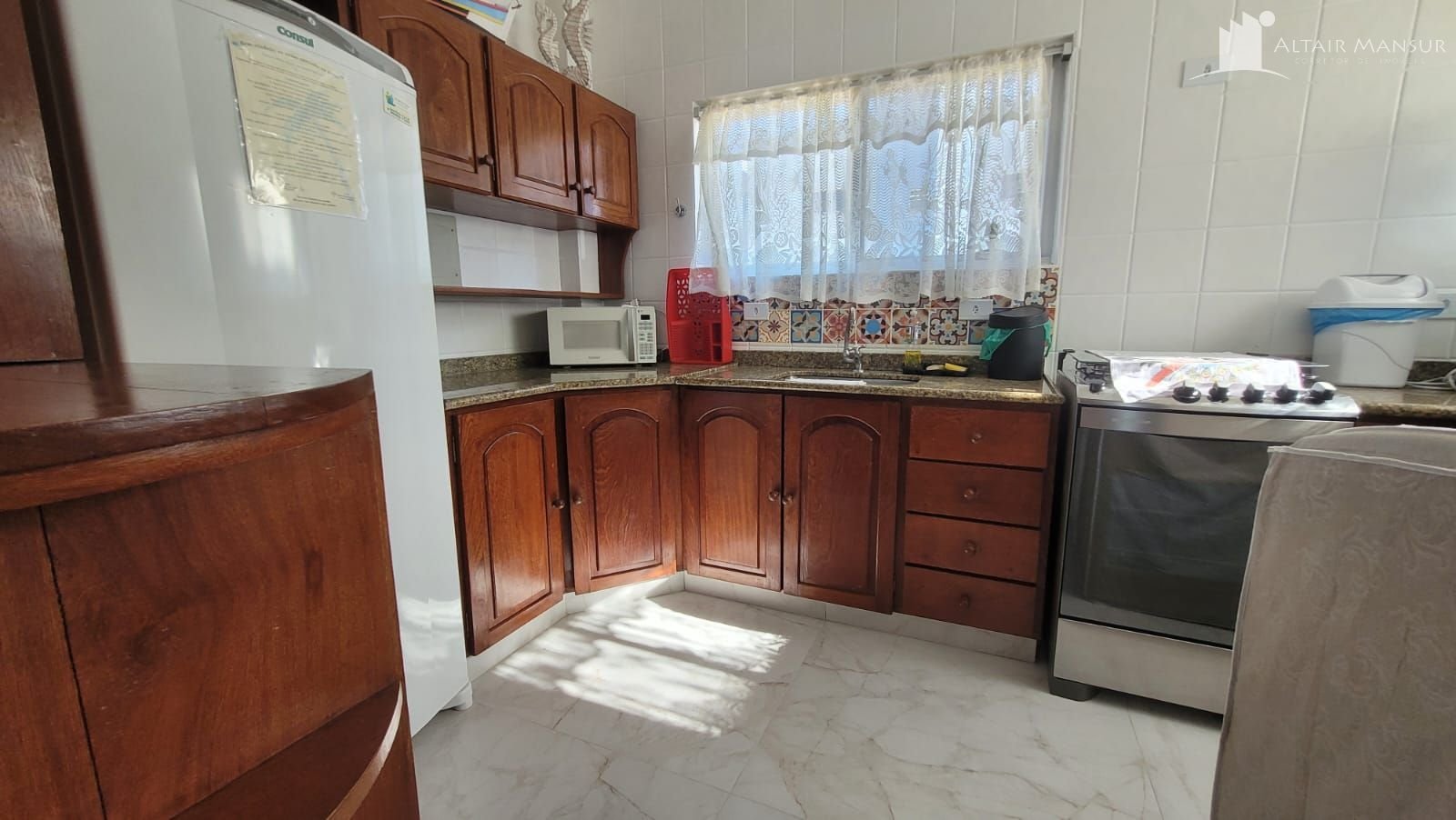 Apartamento condominio frente mar