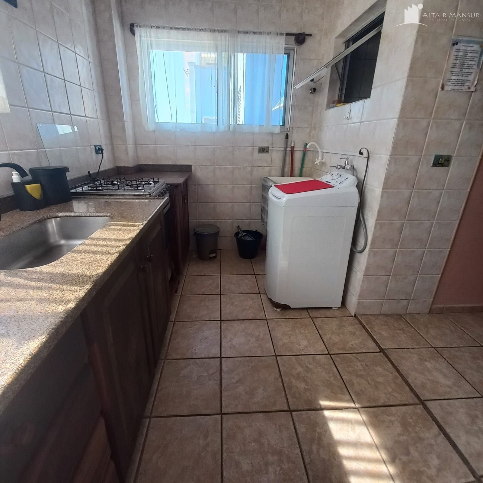 Apartamento de 3 quartos beira mar no Paese