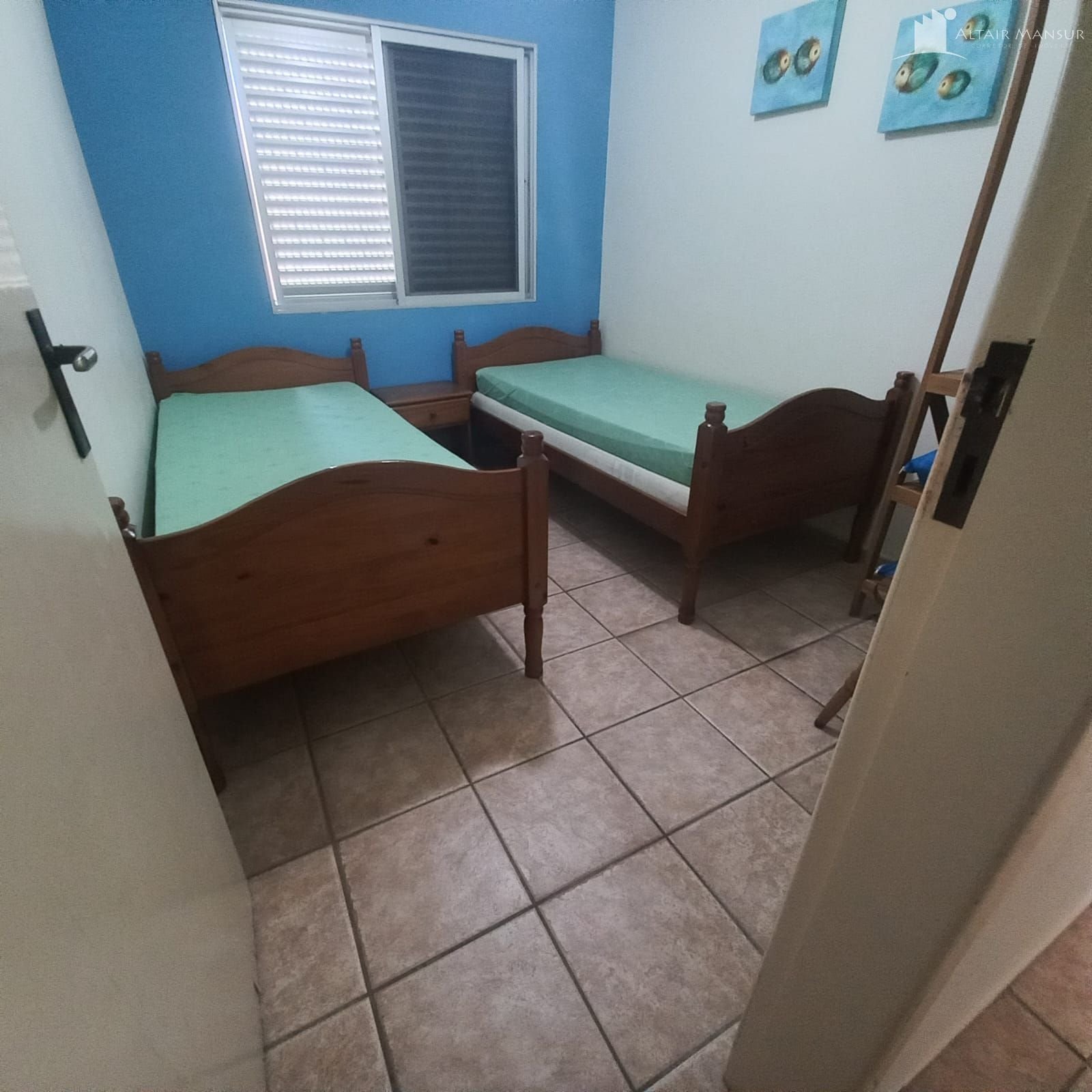 Apartamento de 3 quartos beira mar no Paese