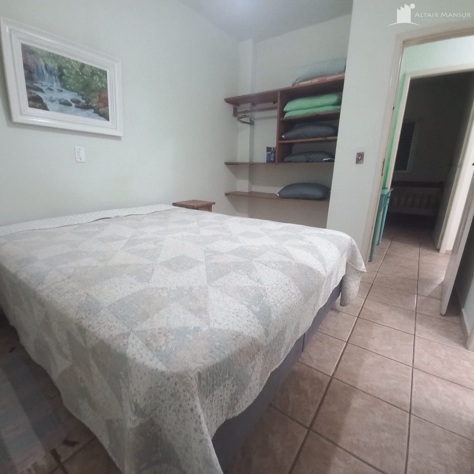 Apartamento de 3 quartos beira mar no Paese