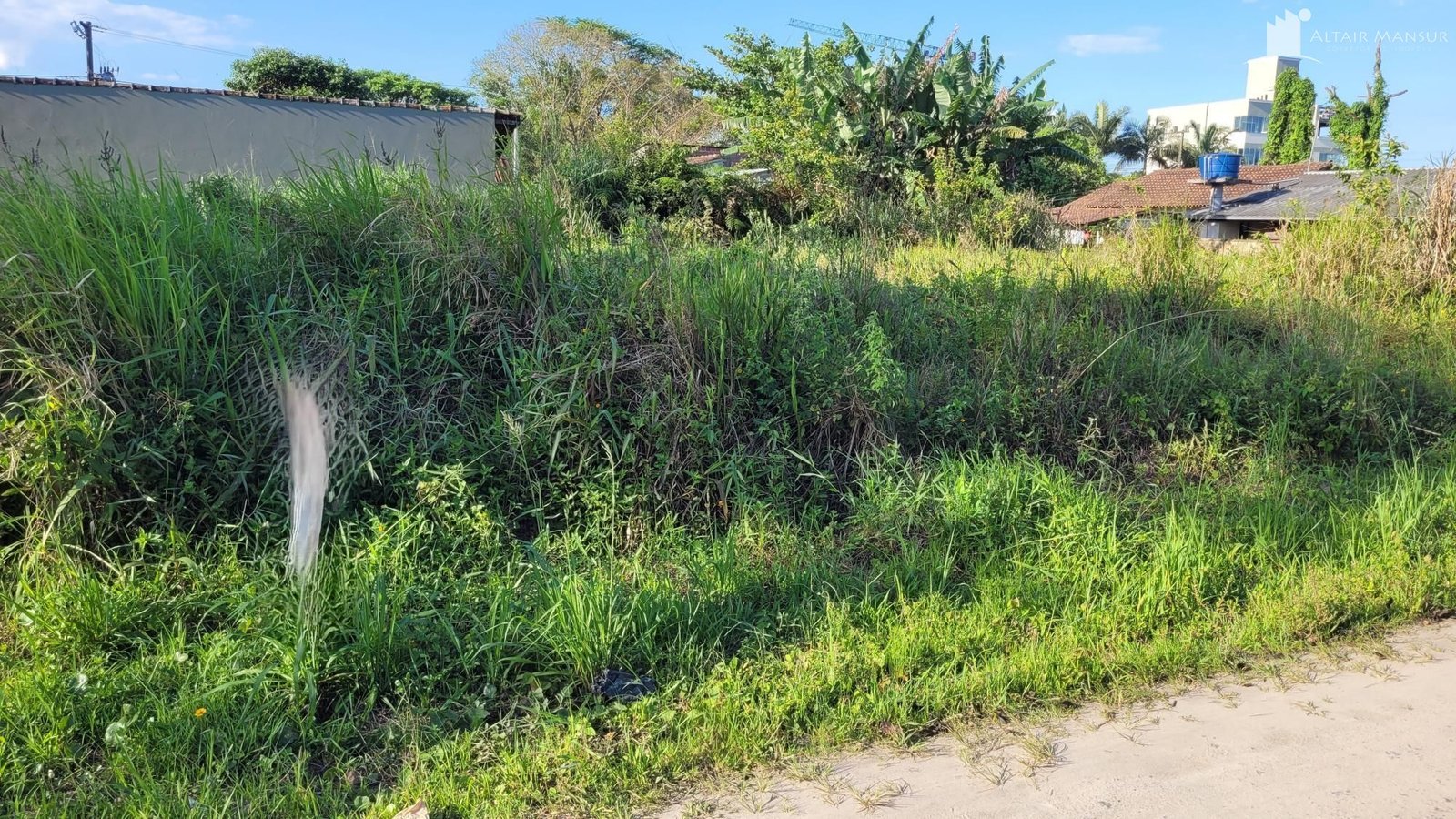 Terreno à Venda em Itapoá SC – Itapoá – Foto 1 | Altair Mansur Imóveis Foto 1 de Terreno à Venda em Itapoá SC - Bairro Itapoá - Altair Mansur Imóveis
