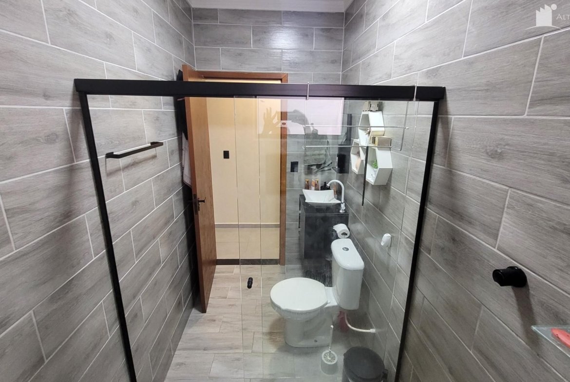 Casa com 3 dormitórios no Cambiju