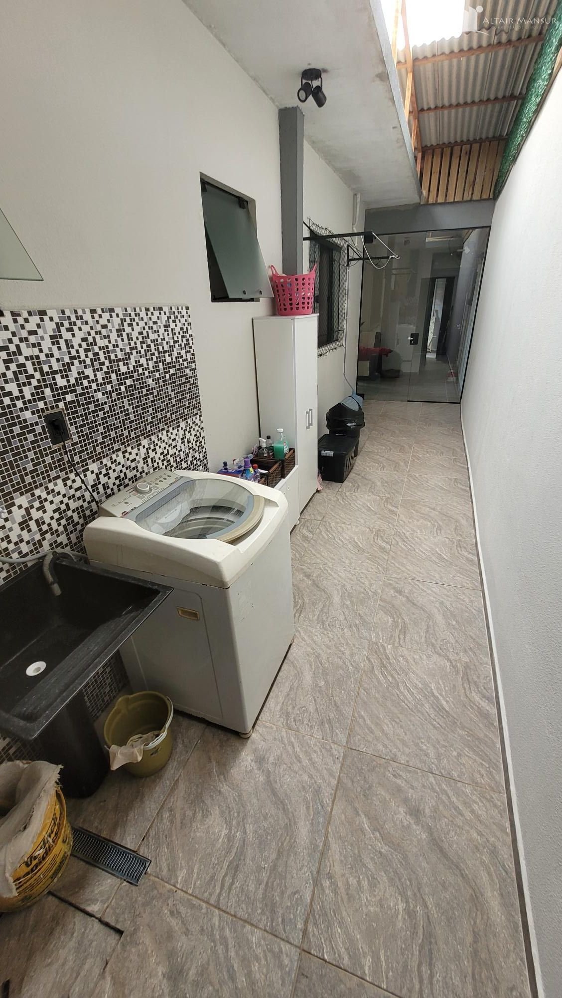 Casa com 3 dormitórios no Cambiju – Foto 9 | Altair Mansur Imóveis Casa com 3 dormitórios no Cambiju