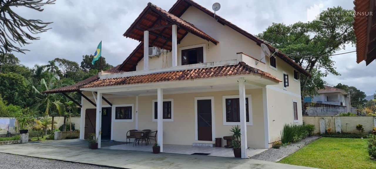 Casa à Venda em São Francisco do Sul SC – Vila da Glória – Foto 1 | Altair Mansur Imóveis Foto 1 de Casa à Venda em São Francisco do Sul SC - Bairro Vila da Glória - Altair Mansur Imóveis