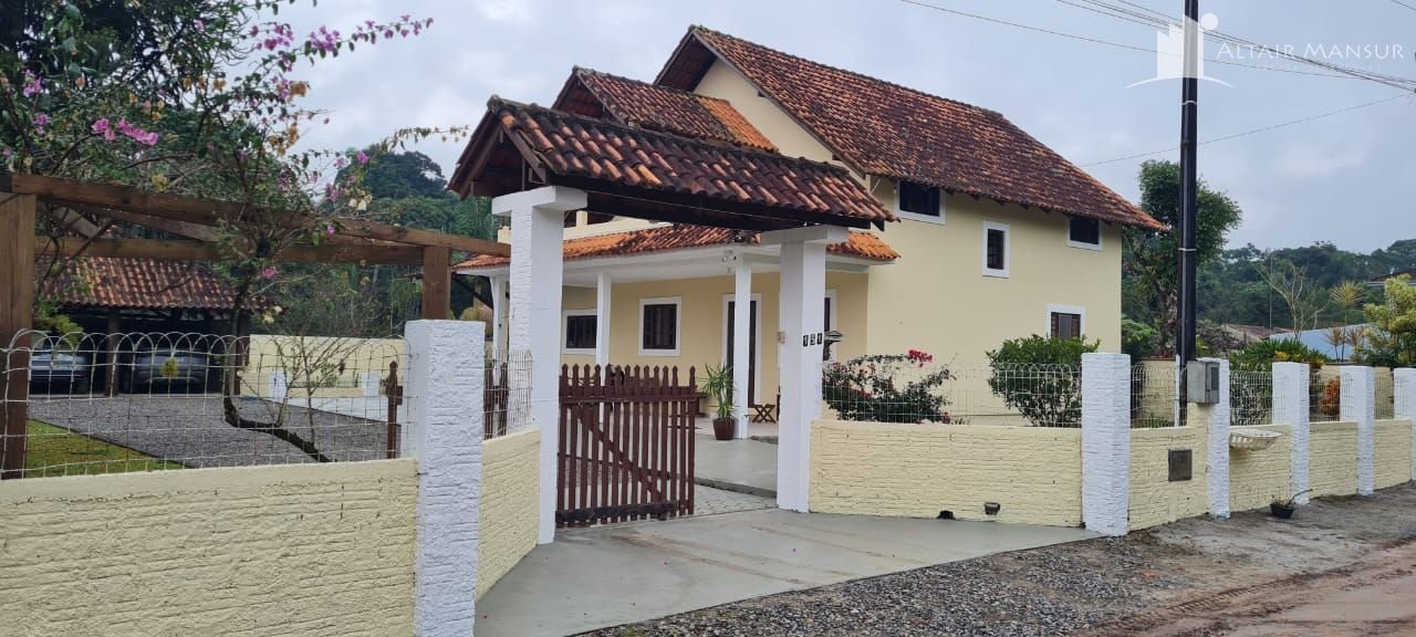 Casa à Venda em São Francisco do Sul SC – Vila da Glória – Foto 2 | Altair Mansur Imóveis Foto 2 de Casa à Venda em São Francisco do Sul SC - Bairro Vila da Glória - Altair Mansur Imóveis