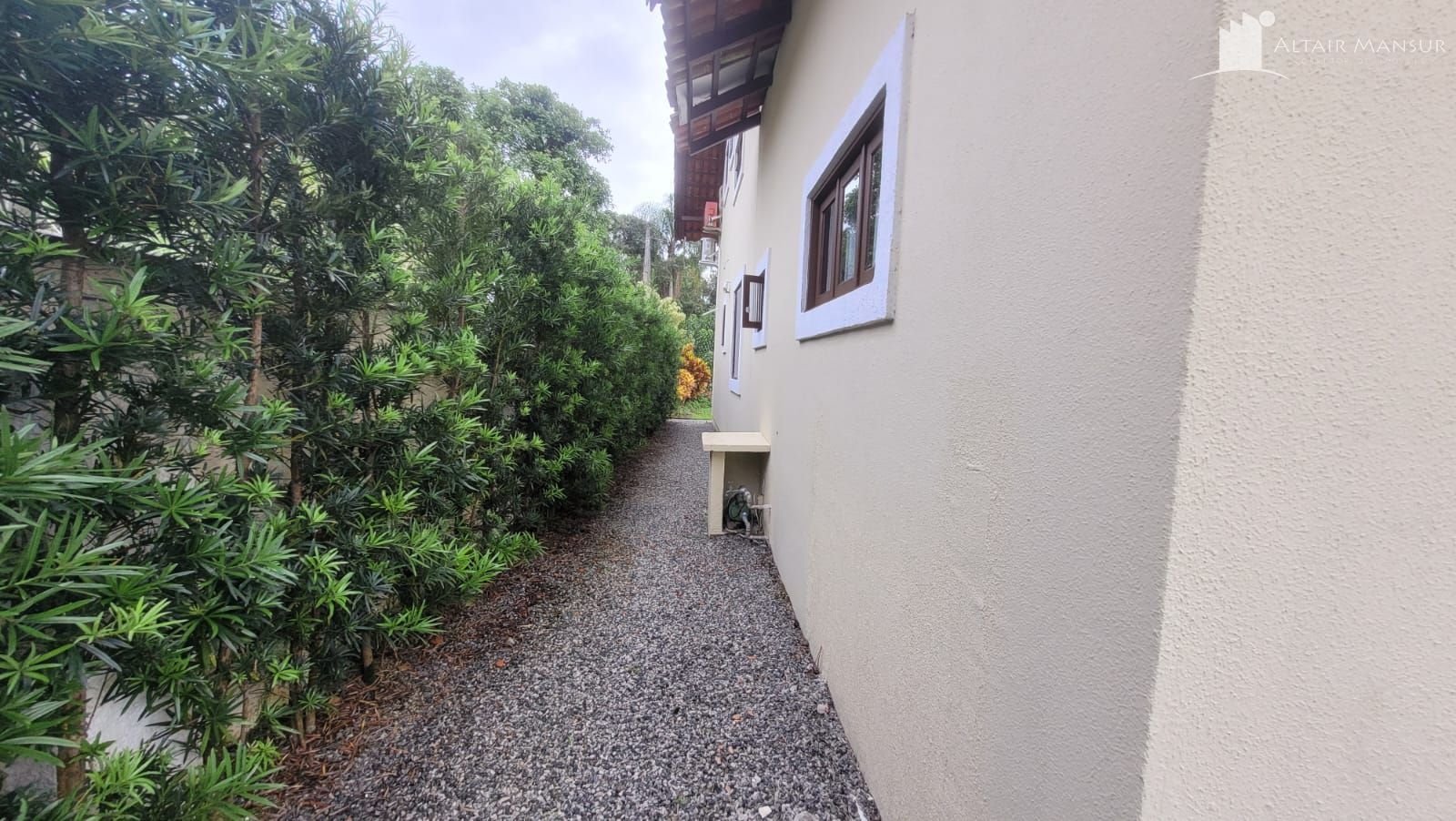 Casa à Venda em São Francisco do Sul SC – Vila da Glória – Foto 4 | Altair Mansur Imóveis Foto 4 de Casa à Venda em São Francisco do Sul SC - Bairro Vila da Glória - Altair Mansur Imóveis