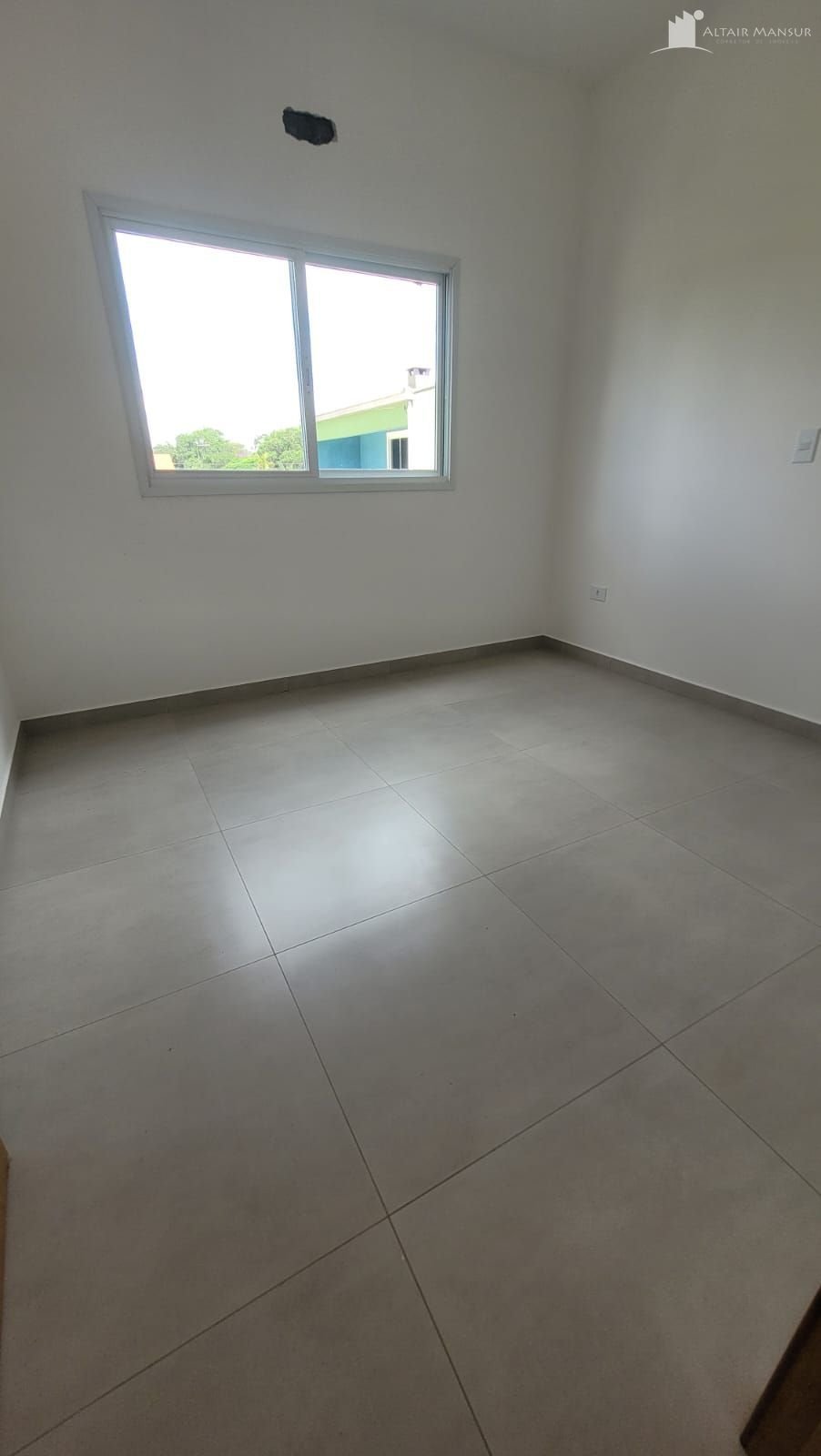 Sobrado Balneário Cambiju