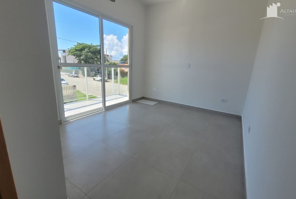 Sobrado Balneário Cambiju