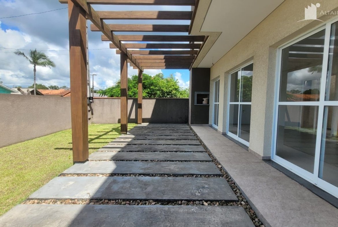 Foto 2 de Casa à Venda em Itapoá SC - Bairro Cambijú - Altair Mansur Imóveis