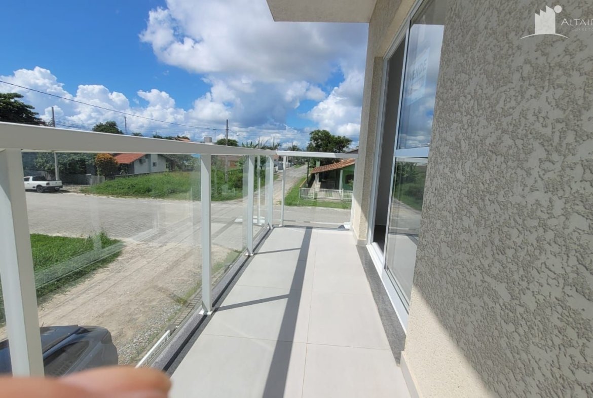 Sobrado Balneário Cambiju