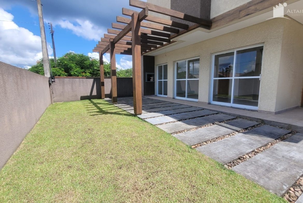 Foto 4 de Casa à Venda em Itapoá SC - Bairro Cambijú - Altair Mansur Imóveis