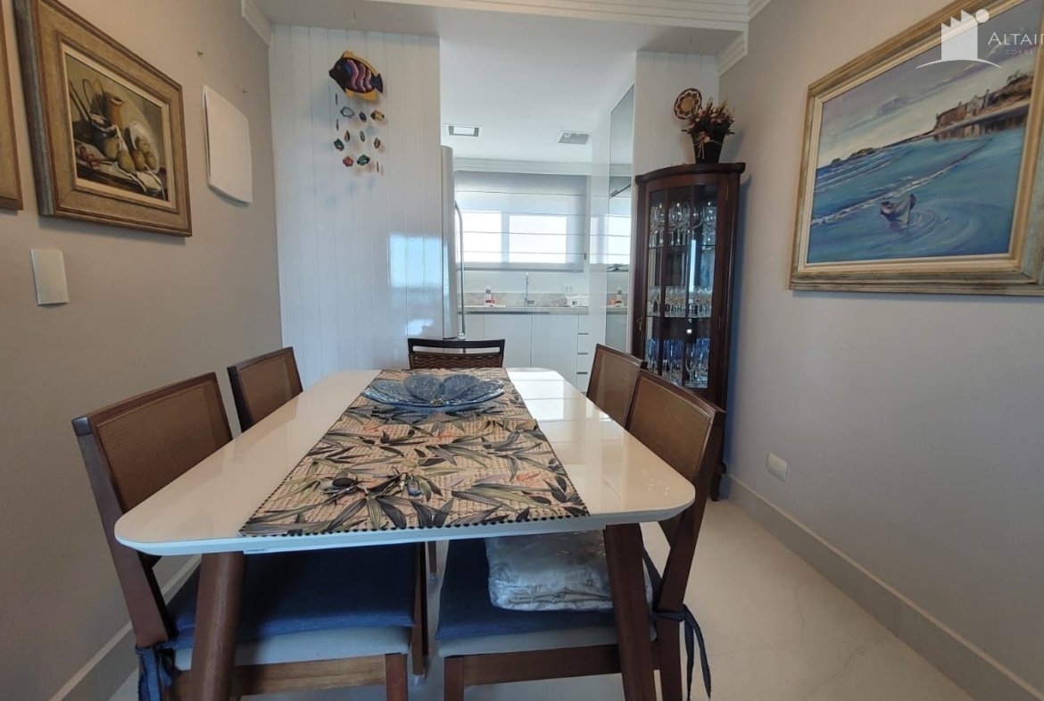 Apartamento frente mar