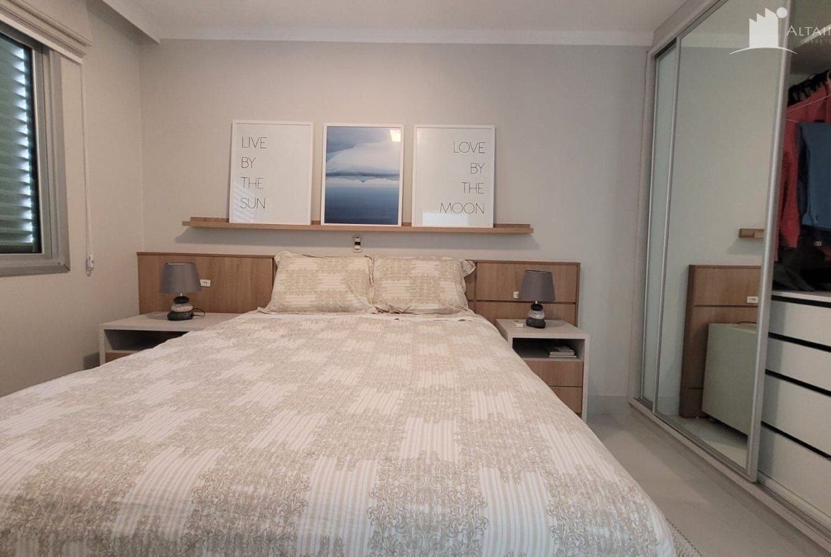 Apartamento frente mar