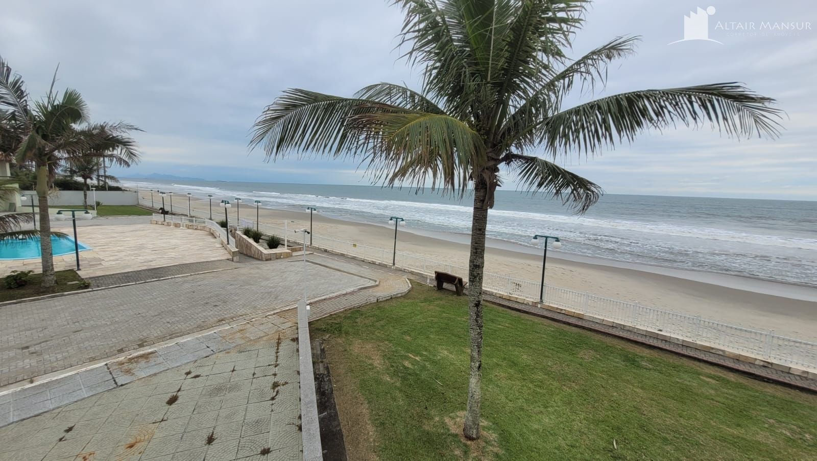 Foto 2 de Casa à Venda em Itapoá SC - Bairro Maresia - Altair Mansur Imóveis