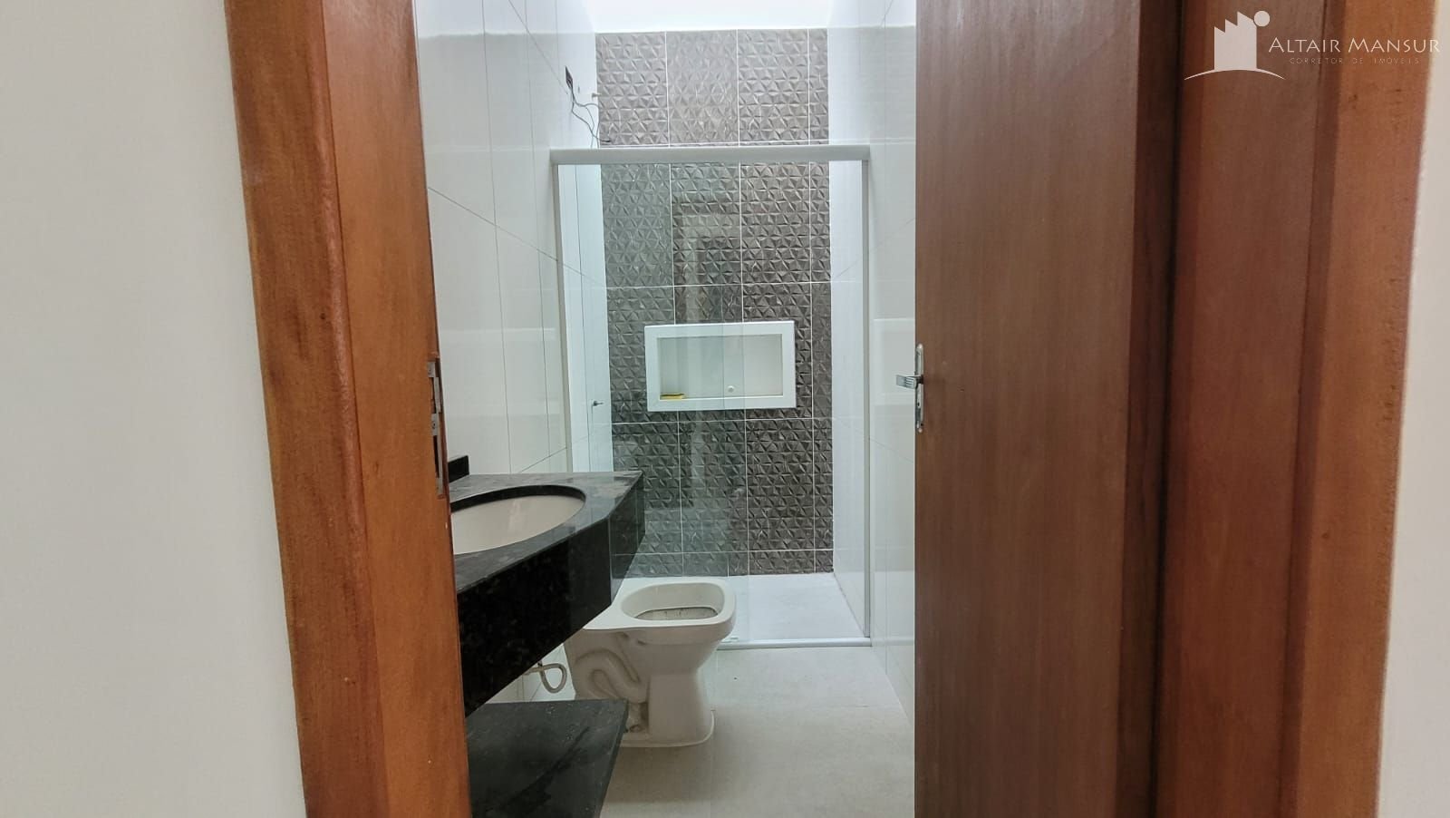 Foto 5 de Casa à Venda em Itapoá SC - Bairro Balneário Brasília - Altair Mansur Imóveis