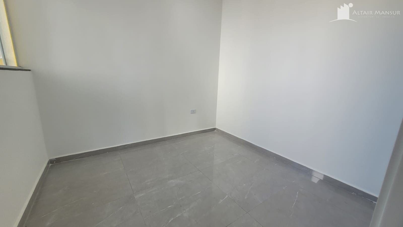 Casa nova com 2 dormitórios