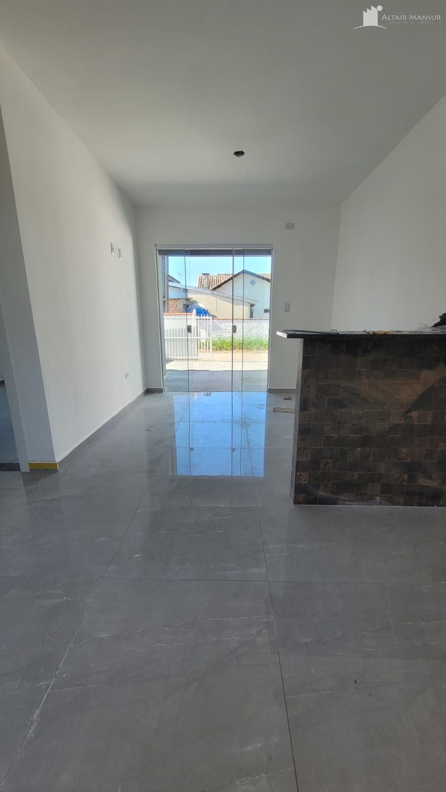 Foto 6 de Casa à Venda em Itapoá SC - Bairro Balneário São José - Altair Mansur Imóveis