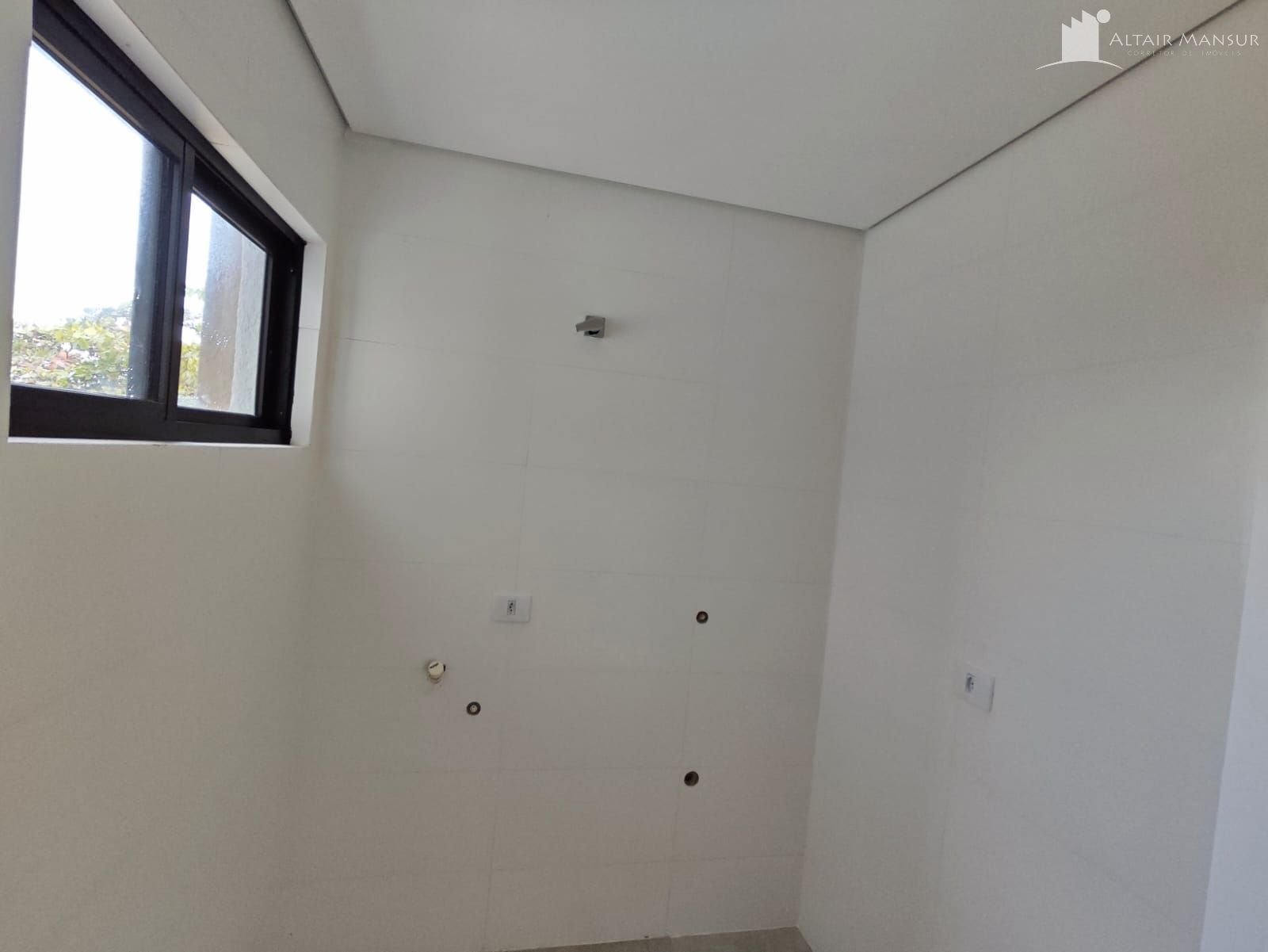Apartamento com  3 dormitórios